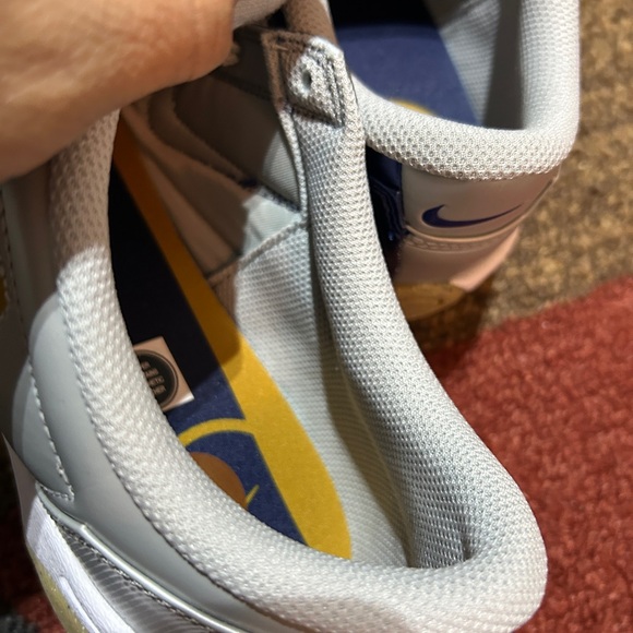 Nike Blue and White Athletic Shoes - Picture 11 of 16